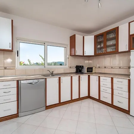 3 Bedroom In Radasinovci Radosinovac
