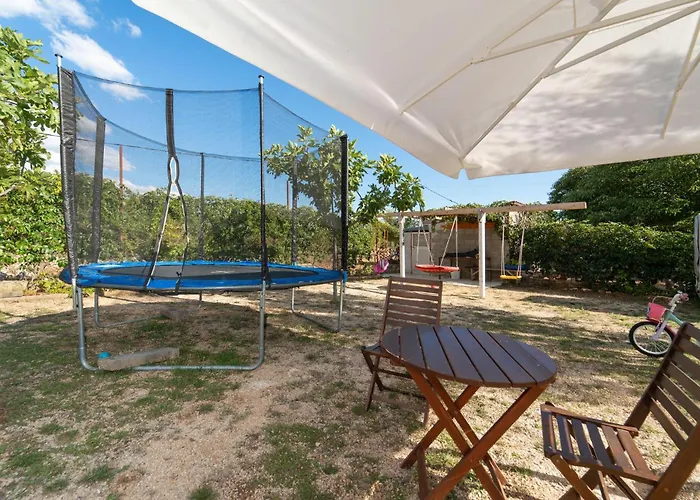 Διαμέρισμα 3 Bedroom In Radasinovci Radosinovac