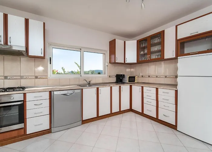 3 Bedroom In Radasinovci Radosinovac